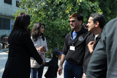 292707_567728383238565_1404428248_n