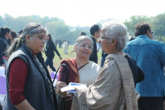 295340_567732603238143_550901717_n