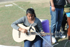 374192_567744069903663_64436246_n