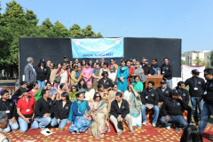 484877_567738529904217_1350882188_n