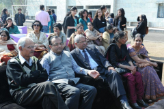 542476_567737219904348_1127153746_n